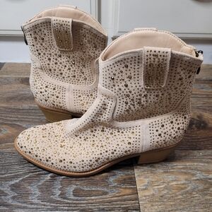 Cowboy Booties Womens Size 40 US 9 Tan Rhinestones